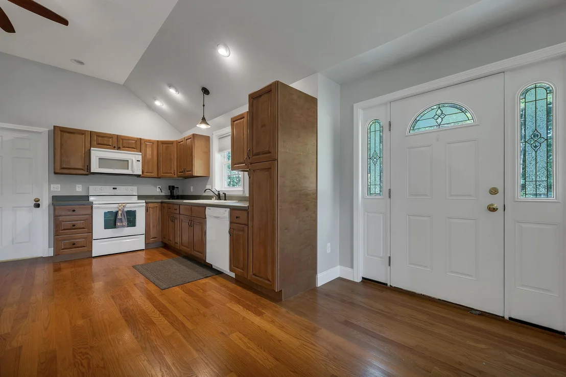 Photo of 11 Burnham