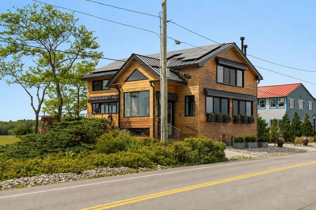 Photo of 1681 Ocean