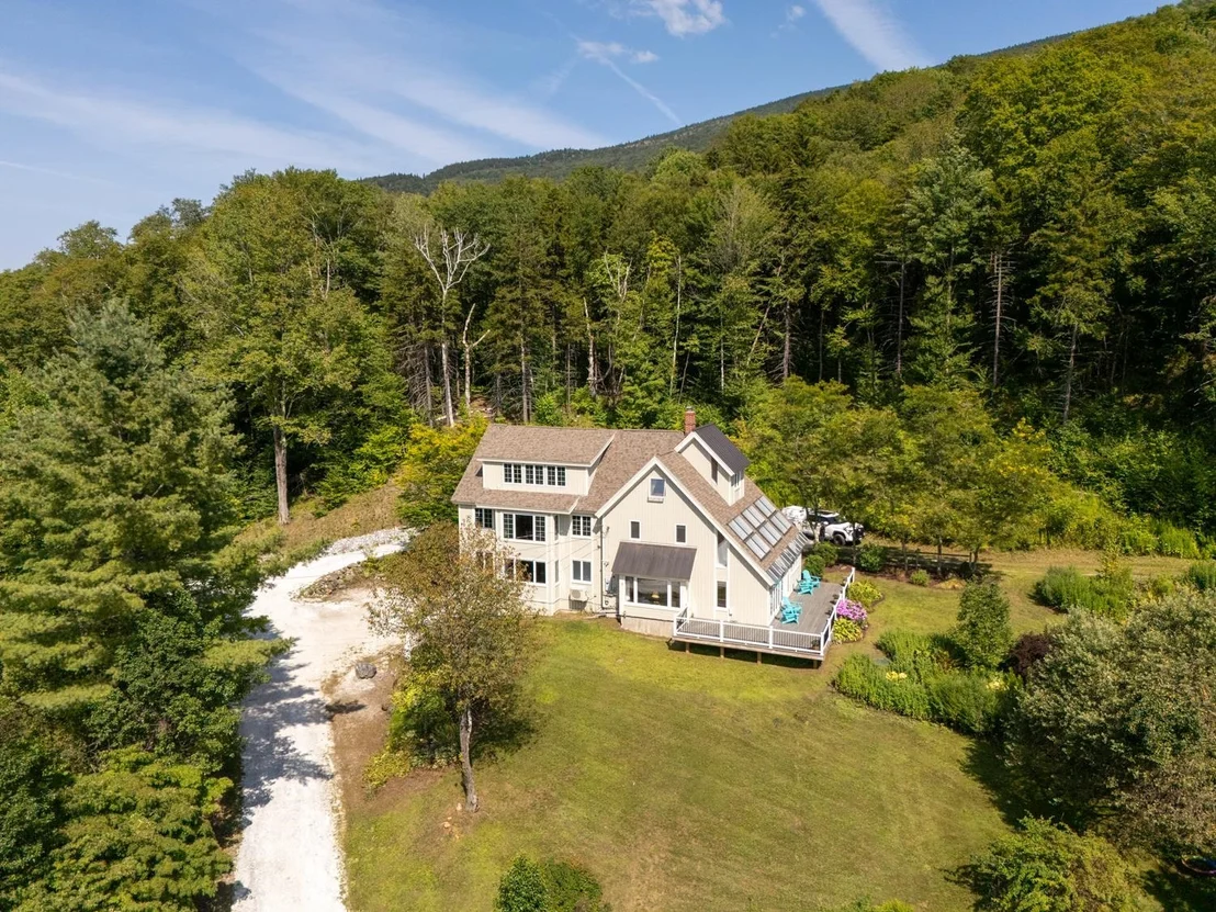 Photo of 2744 Danby Mountain