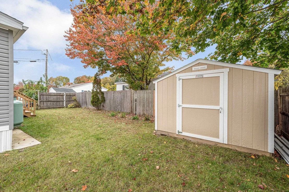 Photo of 41 B