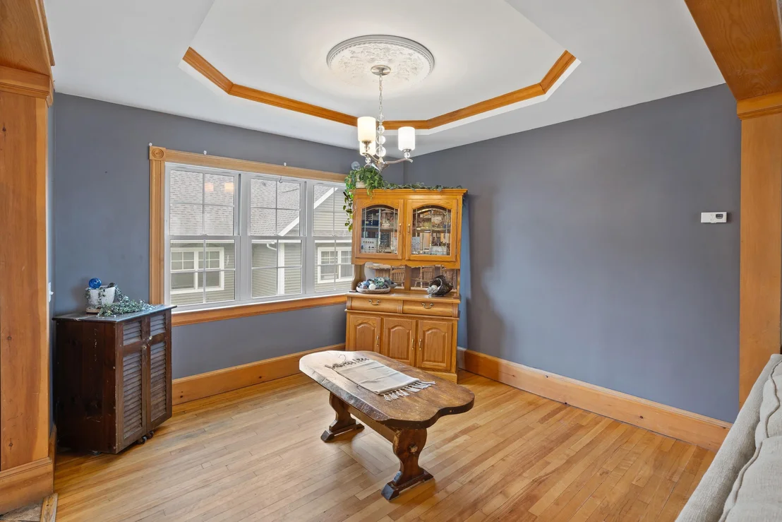 Photo of 83 Spring