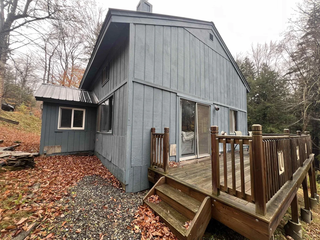 Photo of 40 Ellis Brook