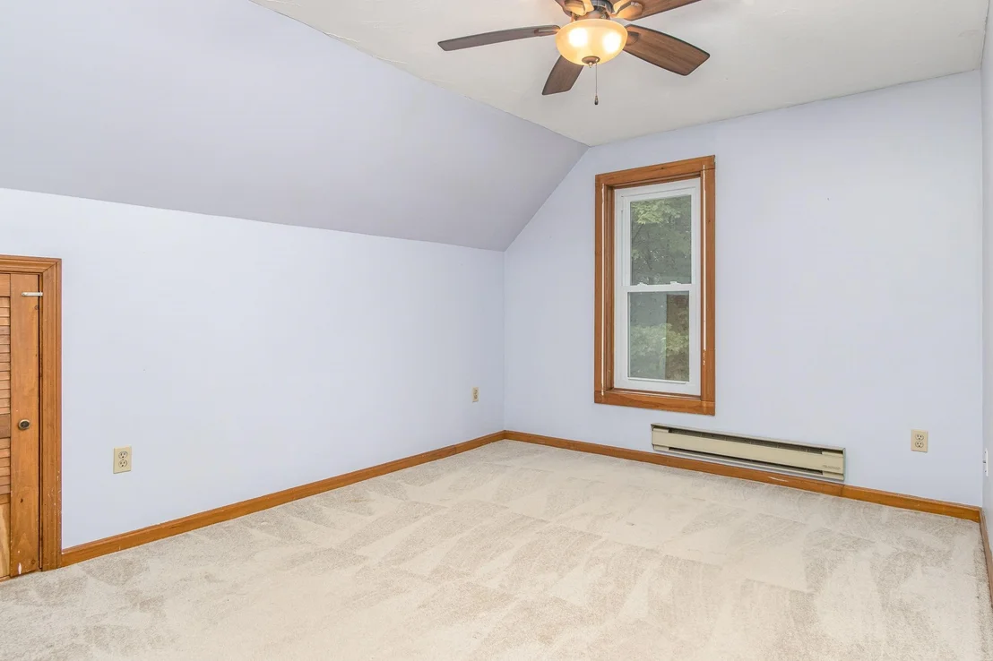 Photo of 20 Redfield