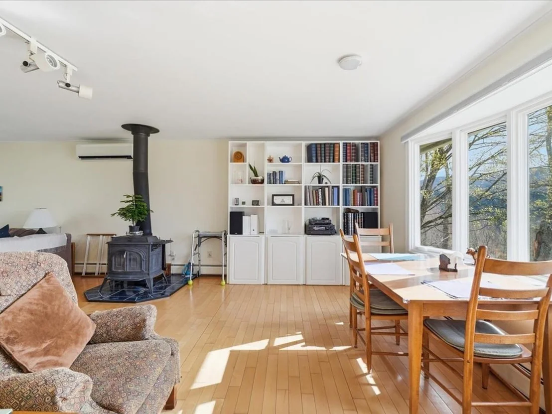 Photo of 12 Briar Patch