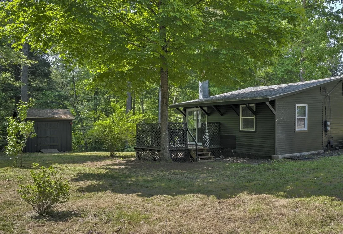 Photo of 49 Forest Lake