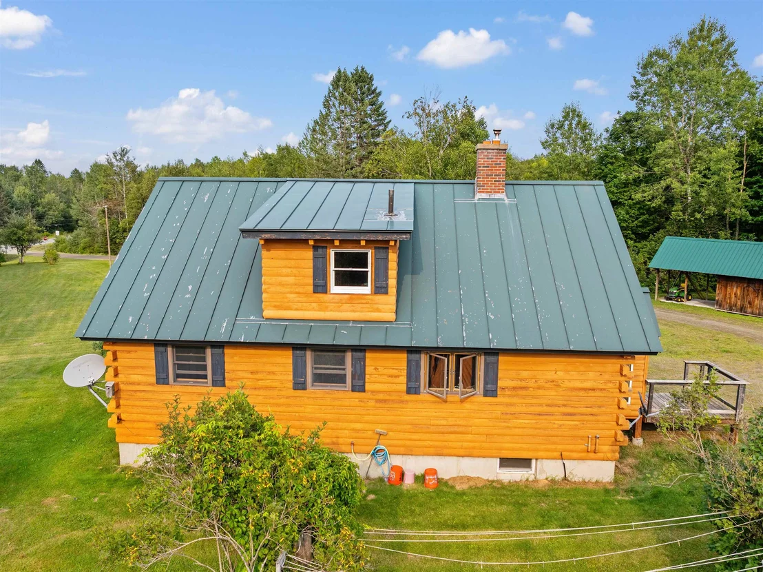 Photo of 44 Dubeau
