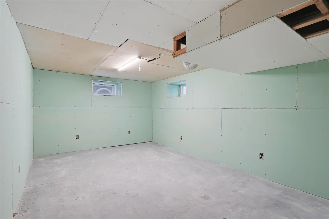 Photo of 293 Lawrence