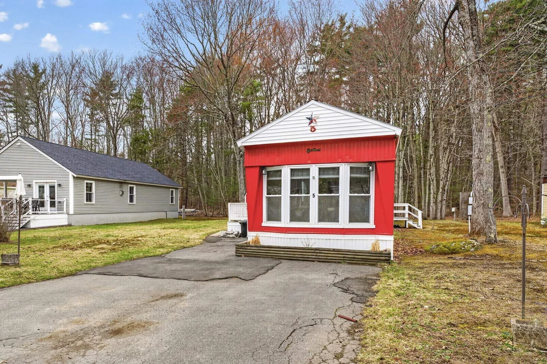 Photo of Unit 5 at 20 Beech Hill