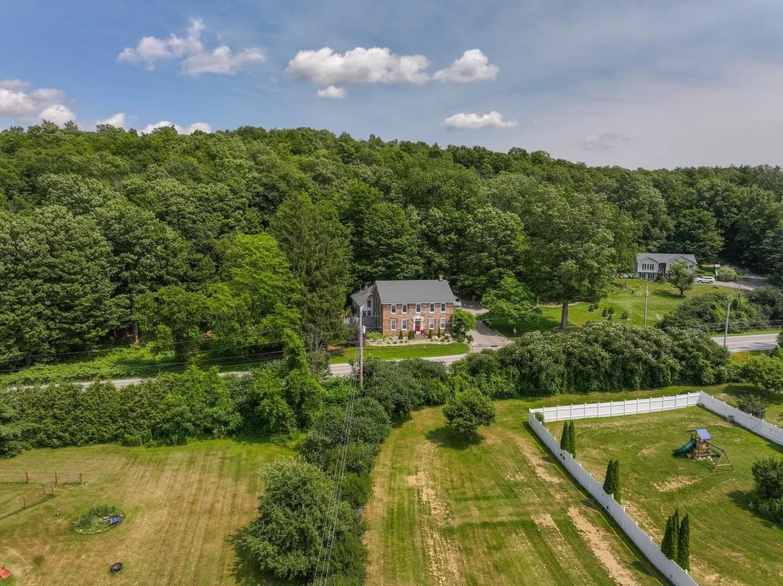 Photo of 383 St. Albans