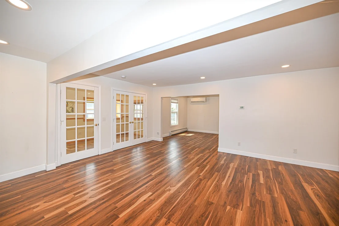 Photo of 16 Hale