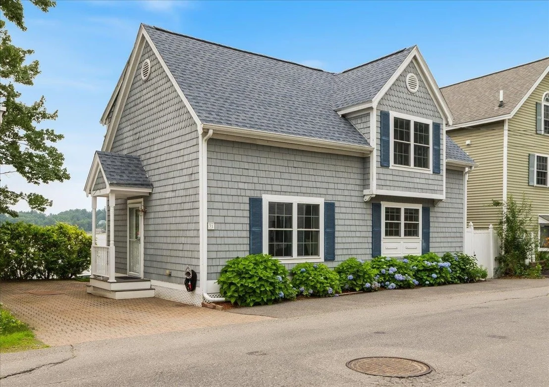 Photo of 31 N Shore