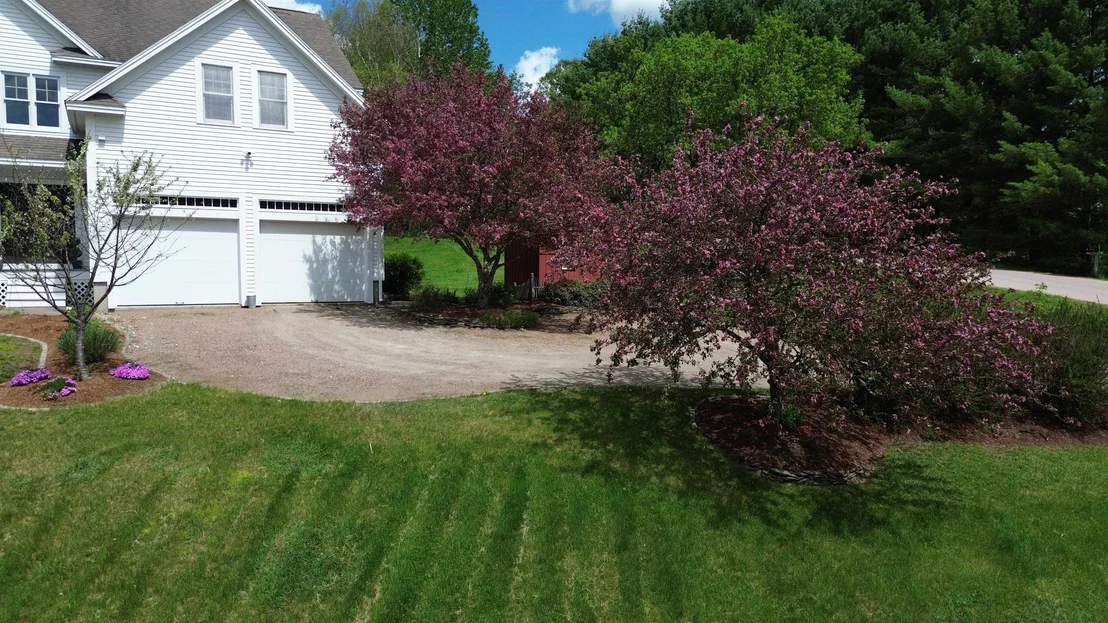 Photo of 10 Meadow
