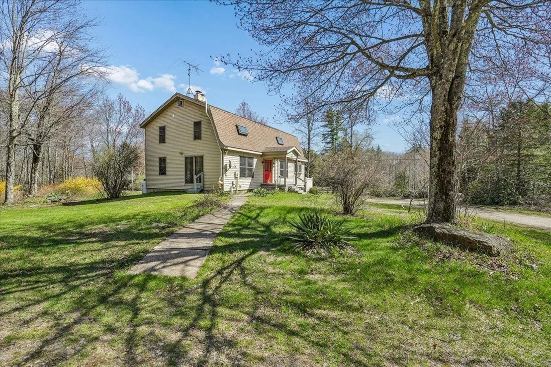 Photo of 326 Lockes Hill