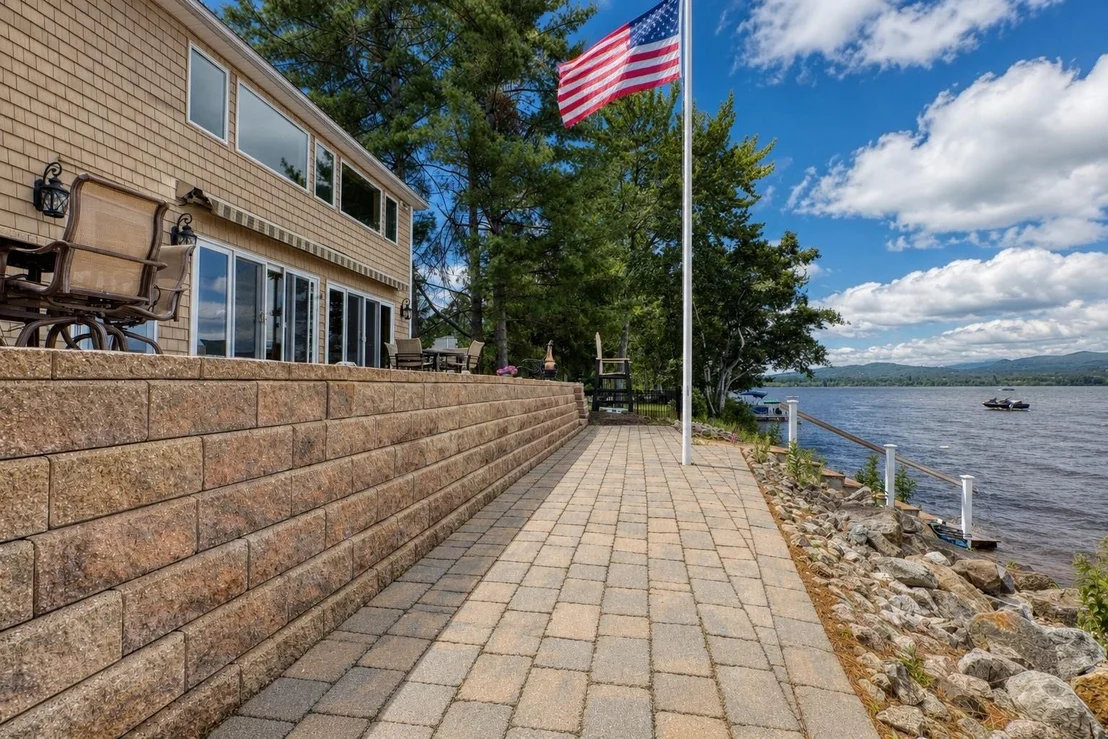 Photo of 52 Long Sands