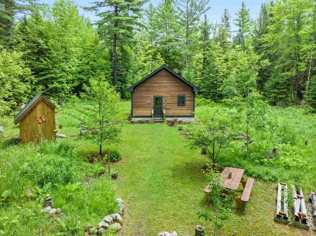 Photo of 228 Guyette