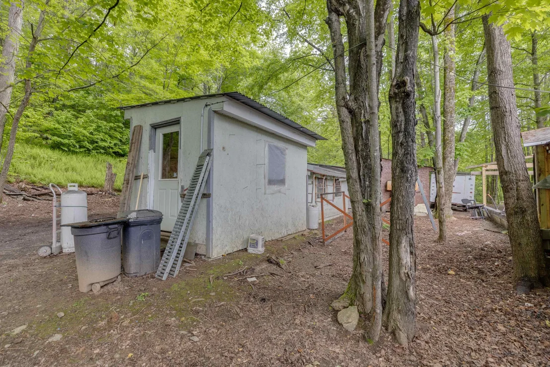 Photo of 929 933 W Bath