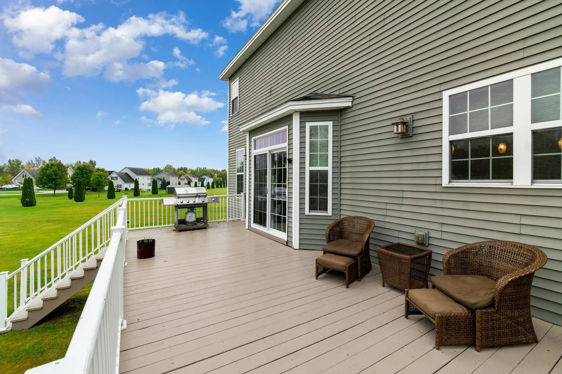 Photo of 8 Meadow View