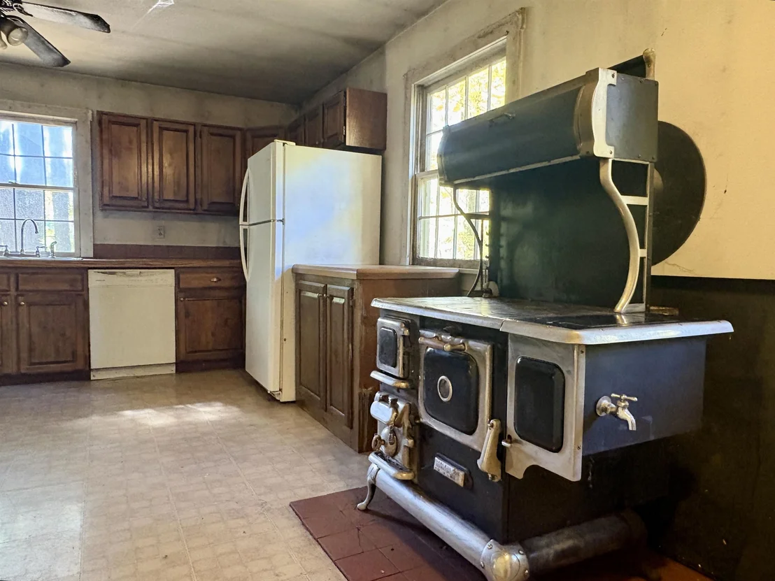 Photo of 124 Baker Hill