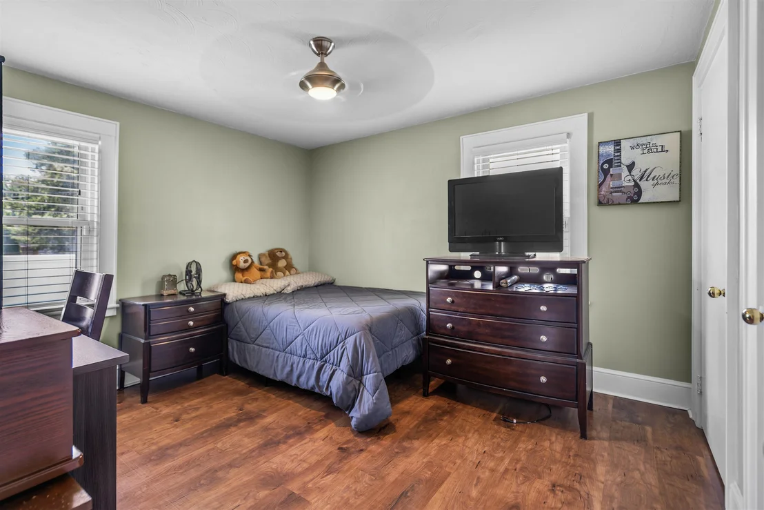 Photo of 222 Calef