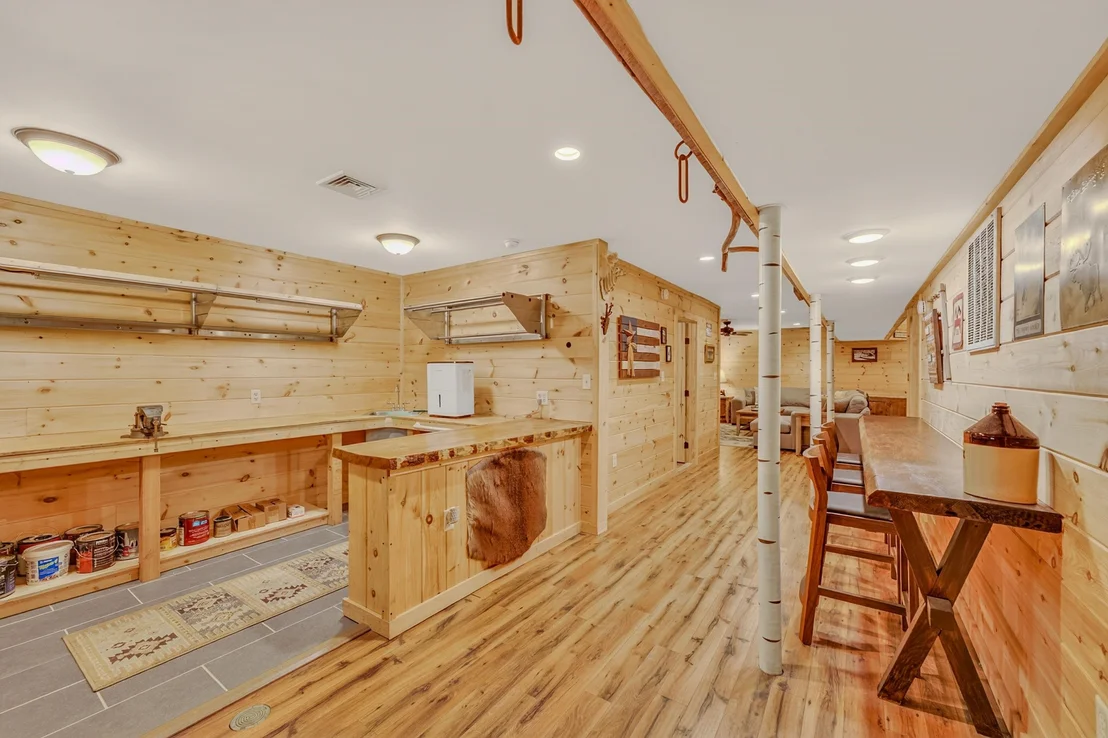Photo of 1560 Cherry Valley