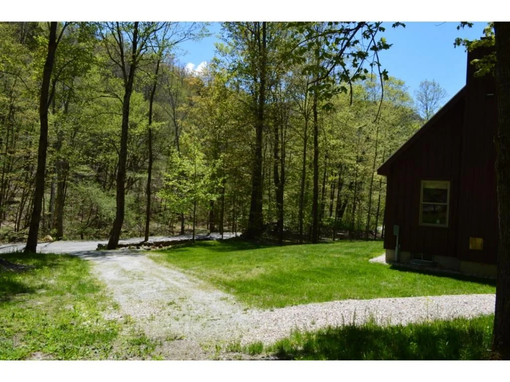 Photo of 425 Hidden Valley