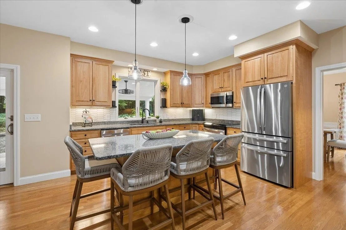 Photo of 75 Tirrell