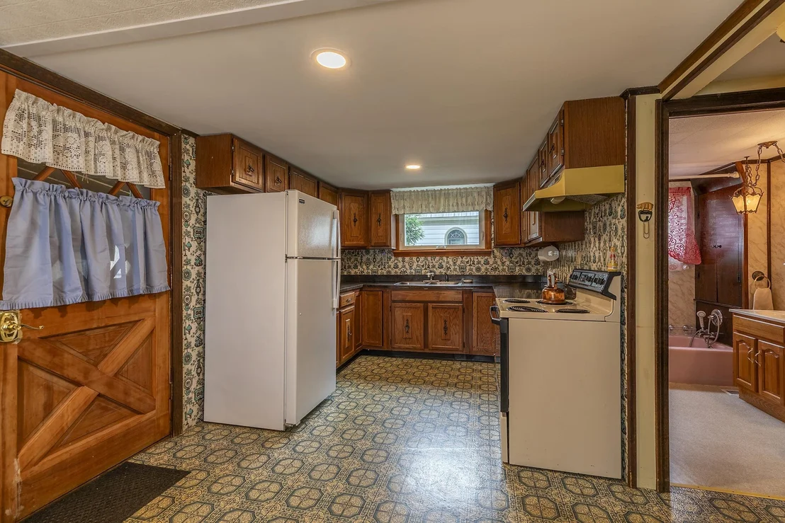 Photo of 842 Main