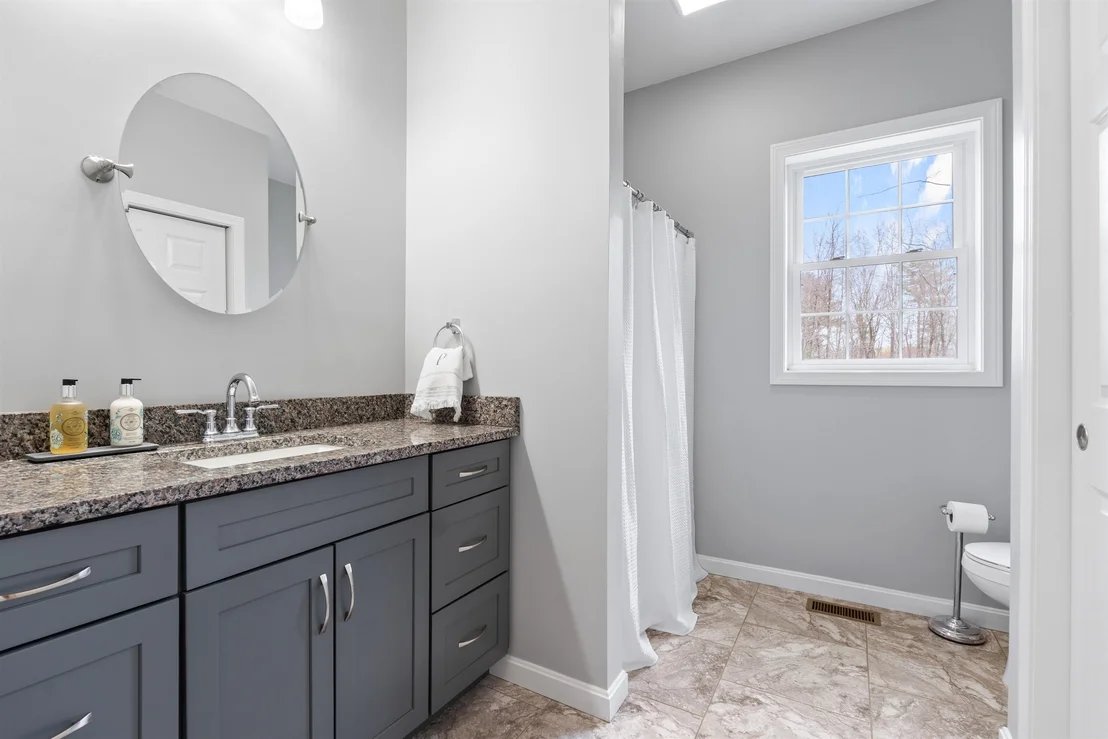 Photo of 303 Derry