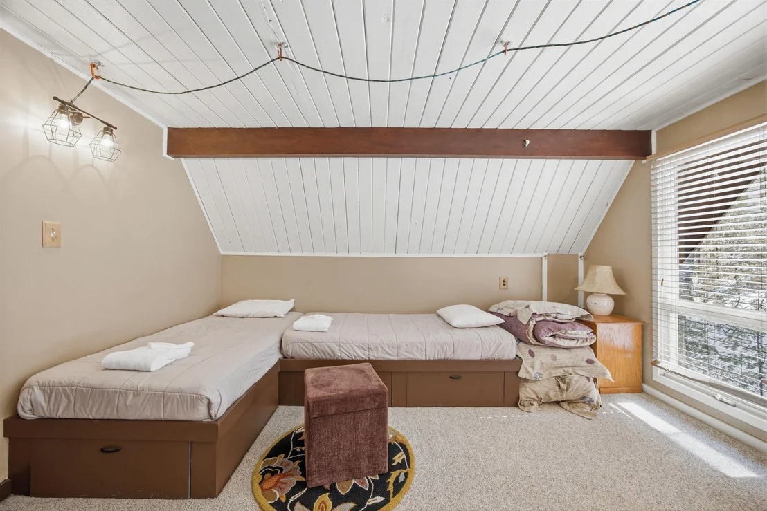 Photo of 70 Spring Hill