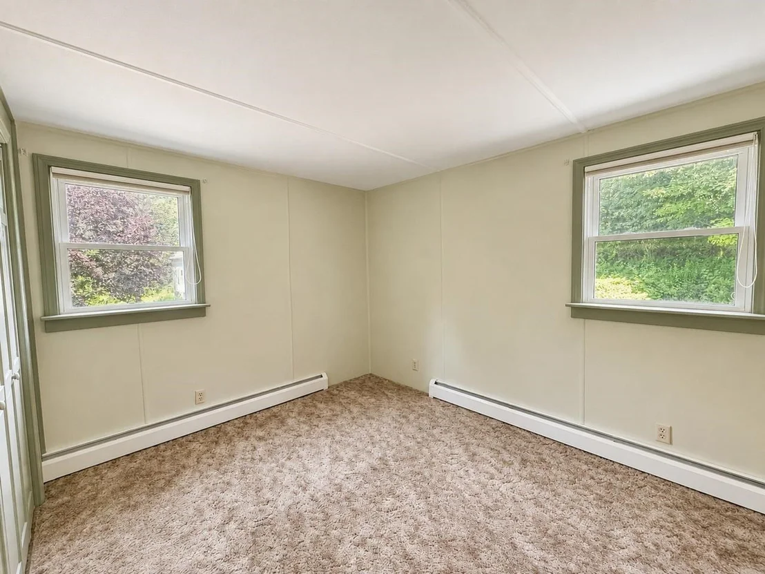 Photo of 240 Jericho