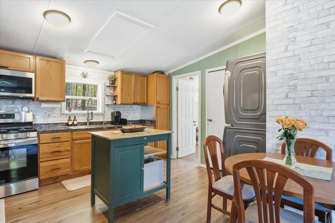 Photo of 737 Porterwood
