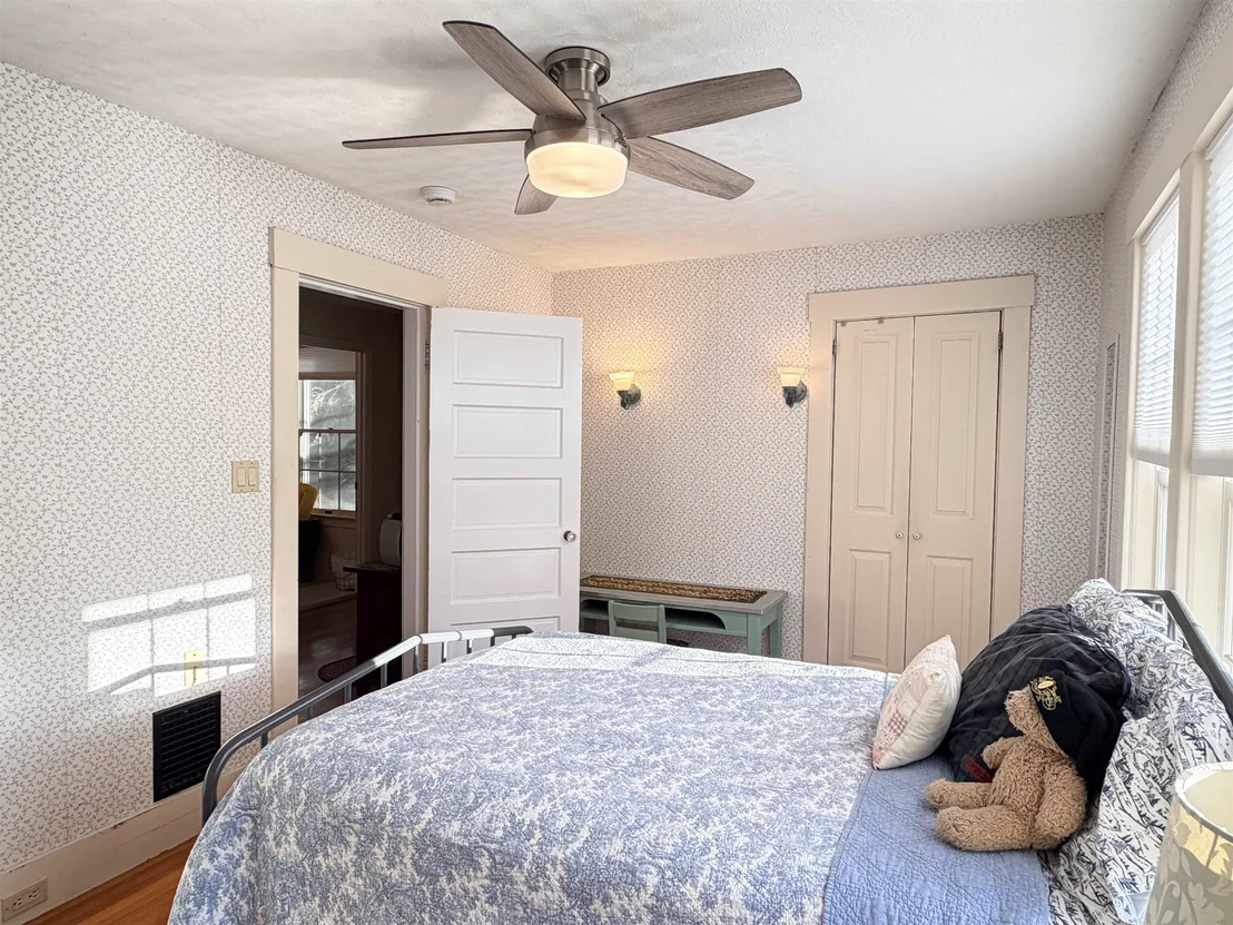 Photo of 34 Edgewood