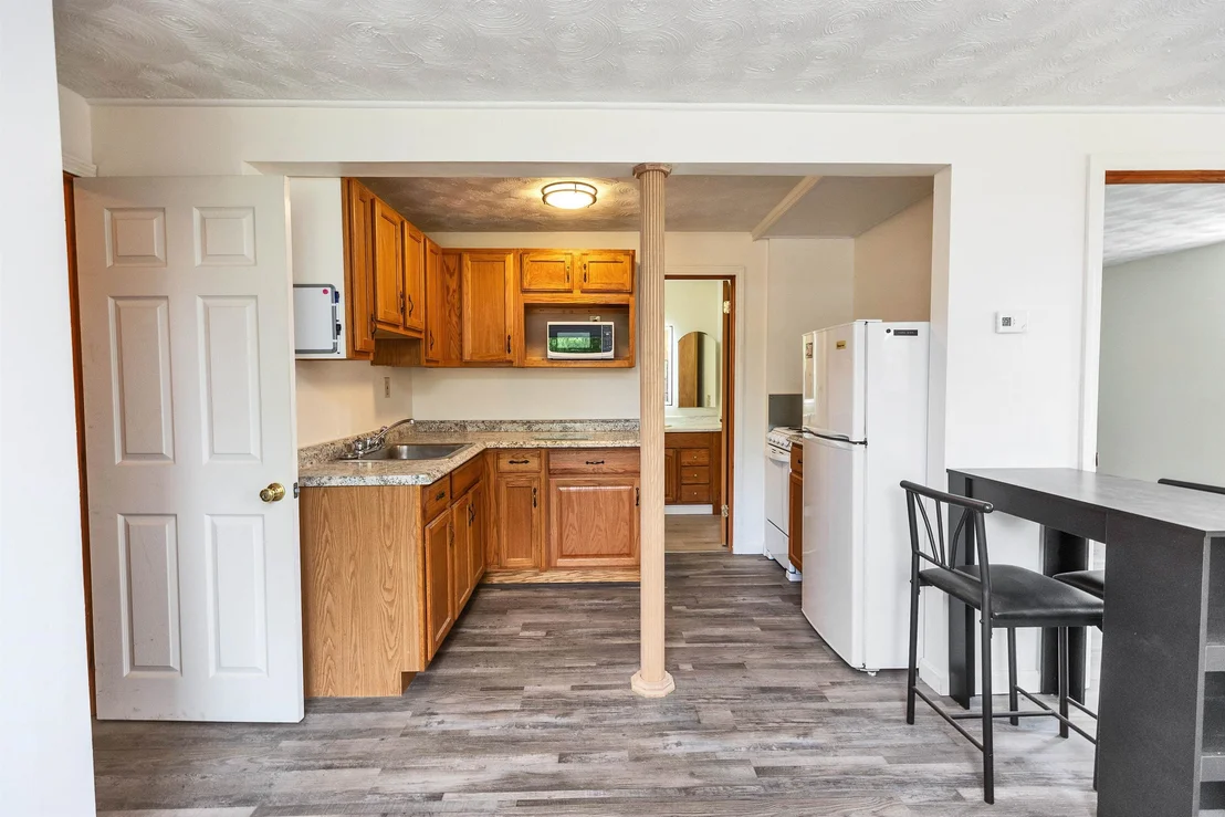Photo of 130 Eastern