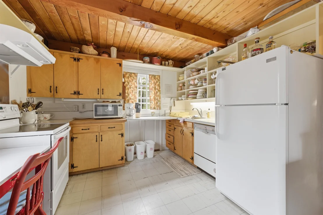 Photo of 2936 Hapgood Pond