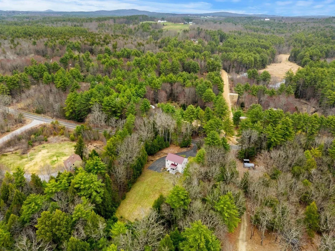 Photo of 496 Loudon
