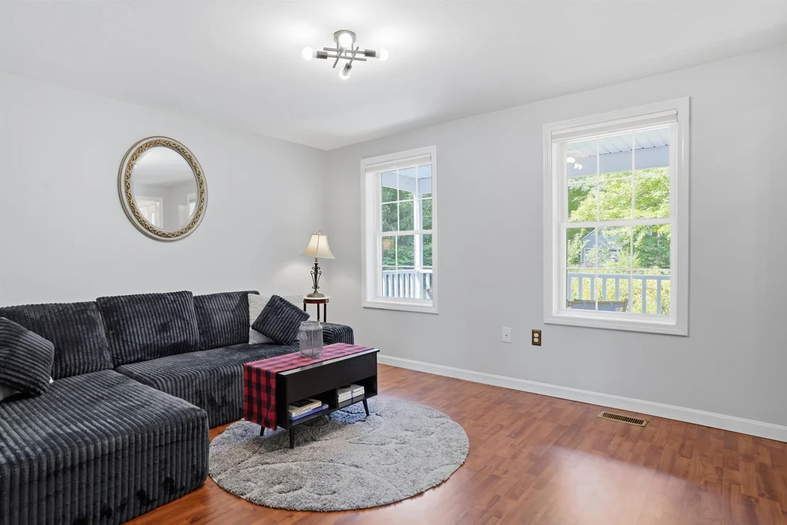 Photo of 7 Westview