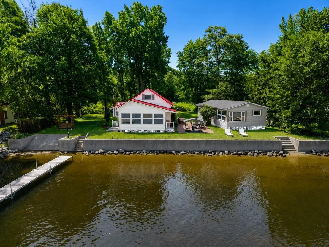 Photo of 43 Sandy Point