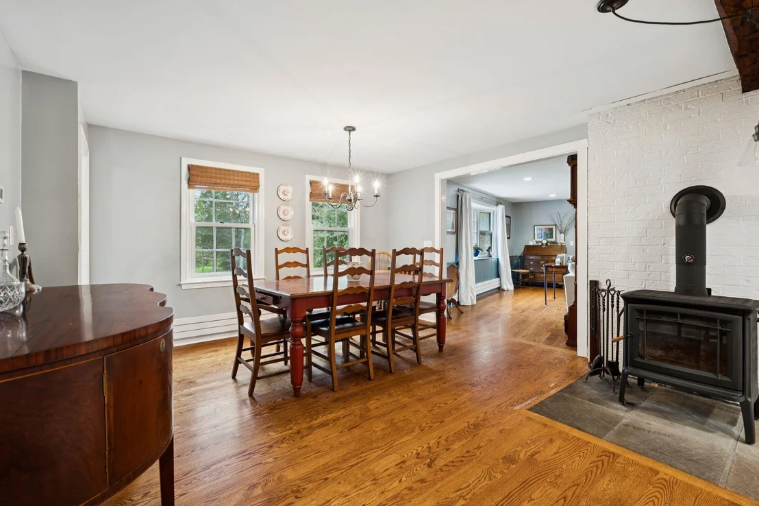Photo of 12 Hemlock