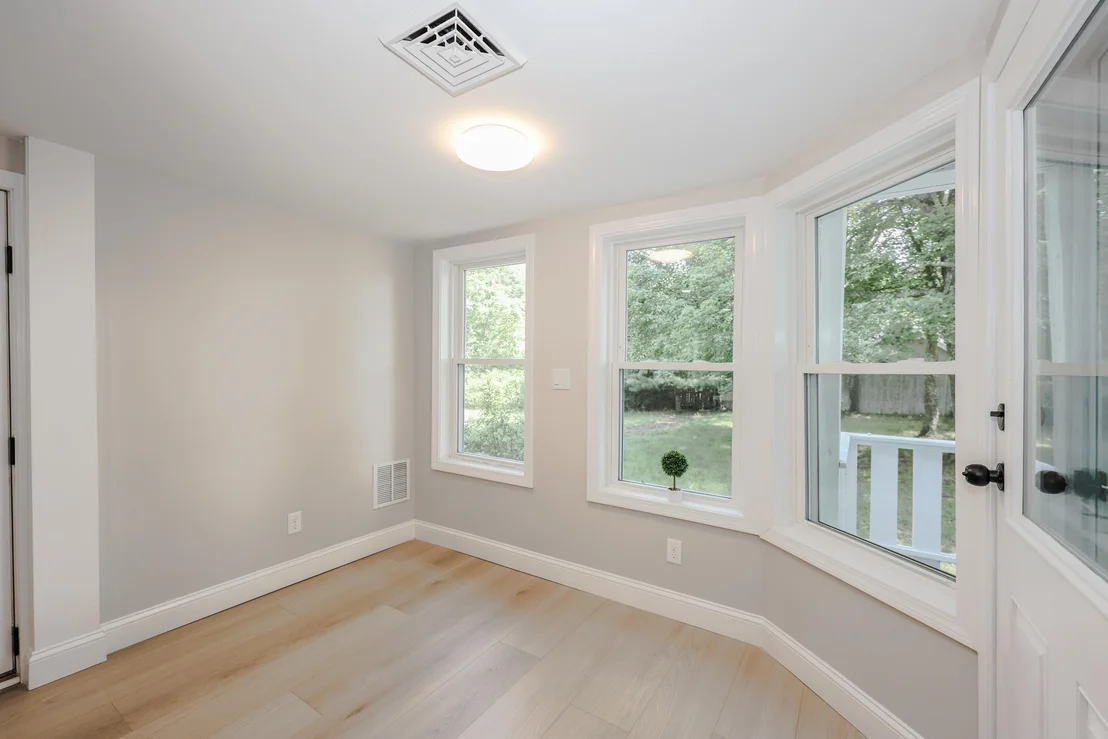Photo of 32 Raymond