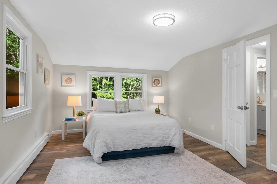 Photo of 172 Warner Hill