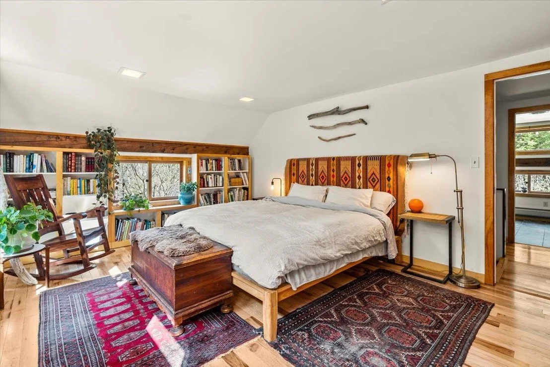 Photo of 278 Spring
