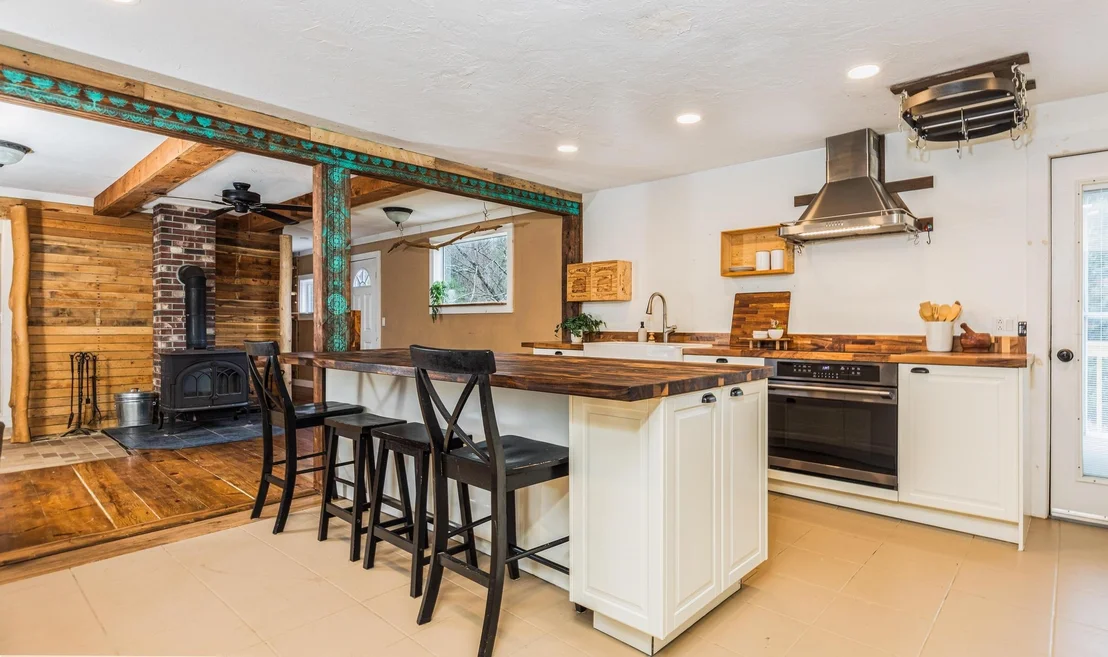 Photo of 1685 Dover
