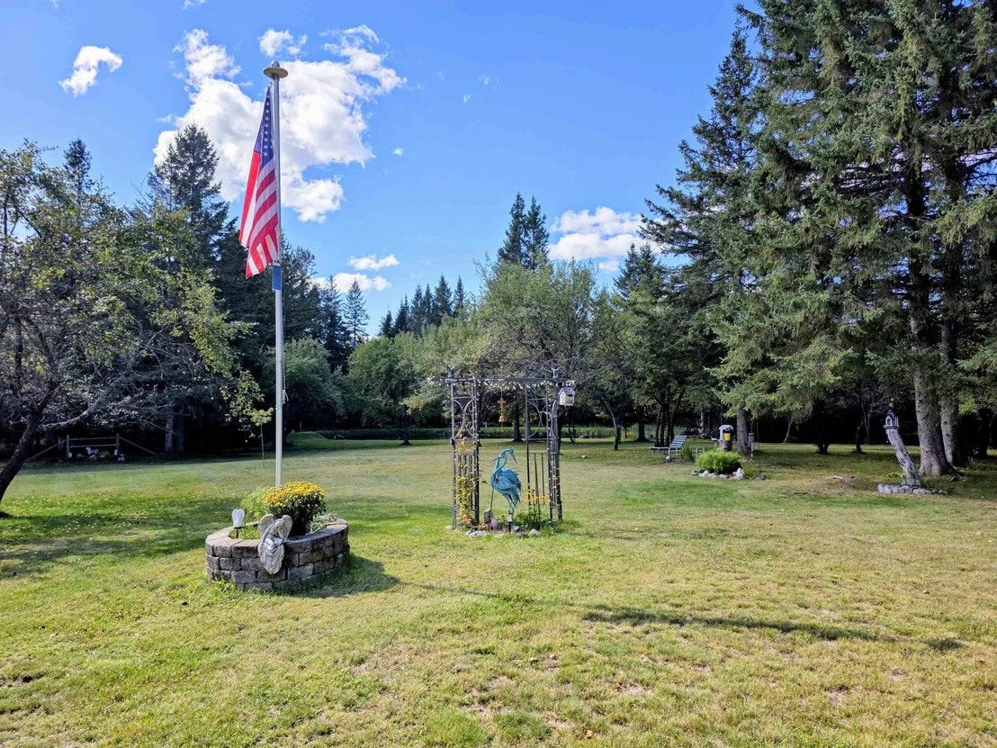 Photo of 255 Gray
