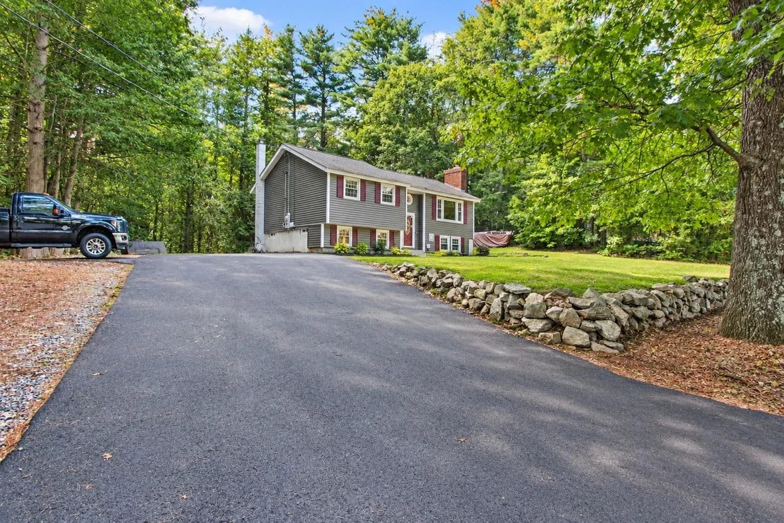 Photo of 12 Roundtree