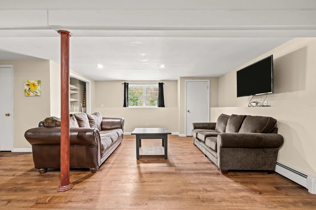 Photo of 240 Hampstead