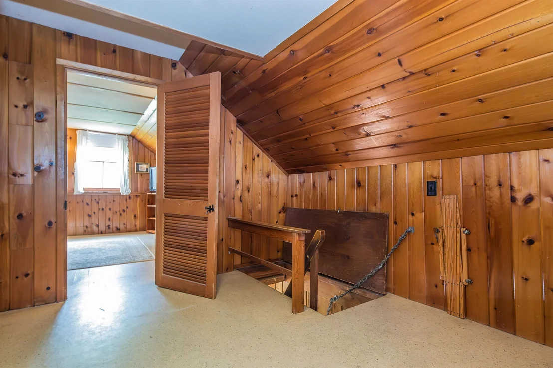 Photo of 2238 Upper Michigan