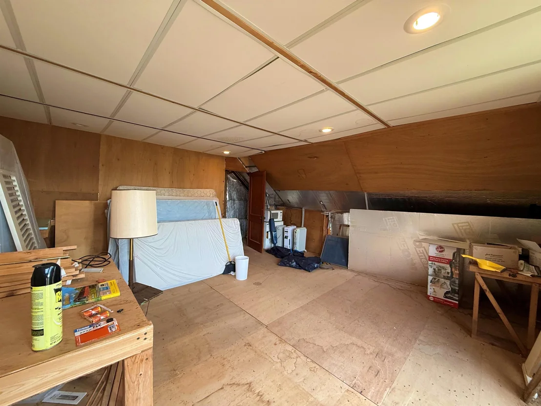 Photo of 2570 Maple Hill