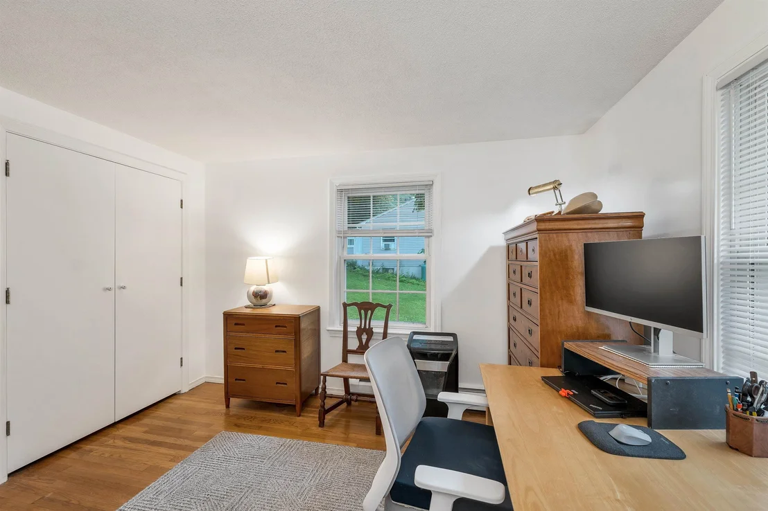 Photo of 2 Glendale