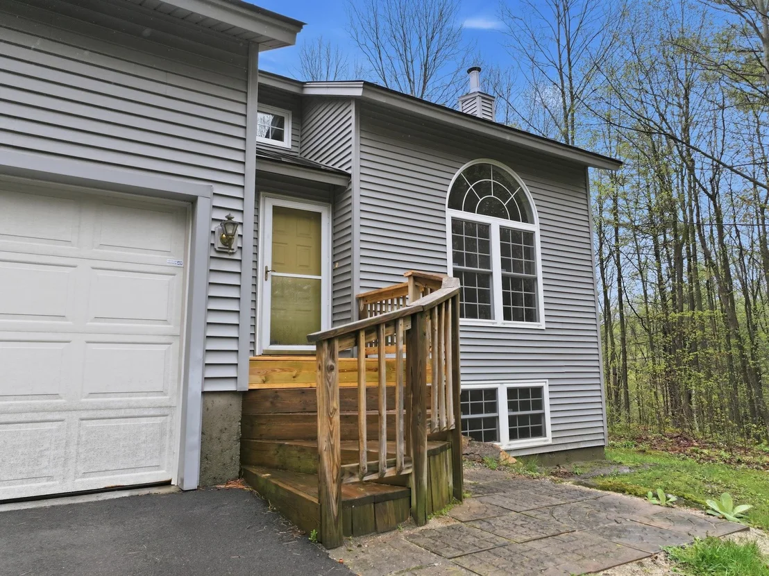 Photo of 84 Long Pond