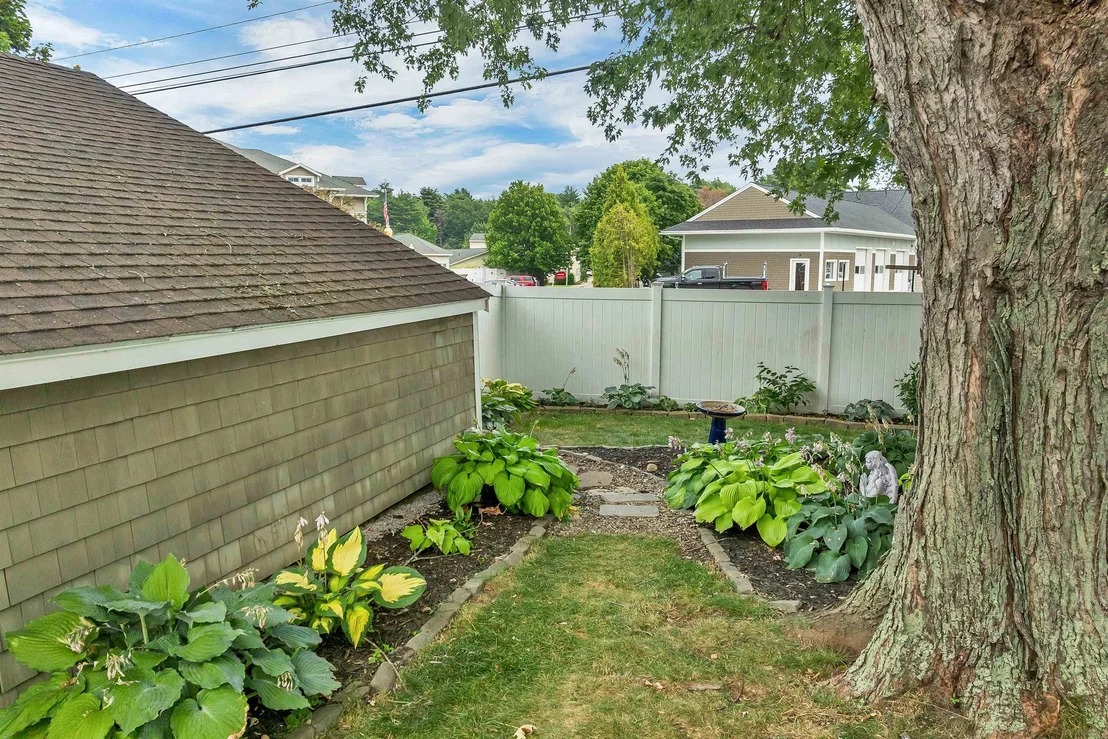 Photo of 2 Belmont